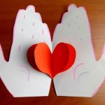 crafts for Mother&#39;s Day in kindergarten